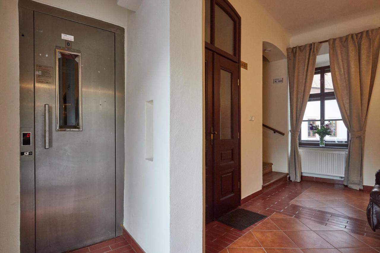 Vivaldi Apartments Mikulov Exterior photo